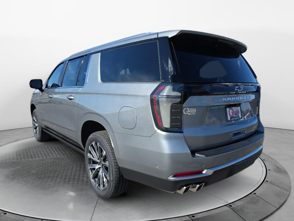2026 Chevrolet Suburban High Country photo 2