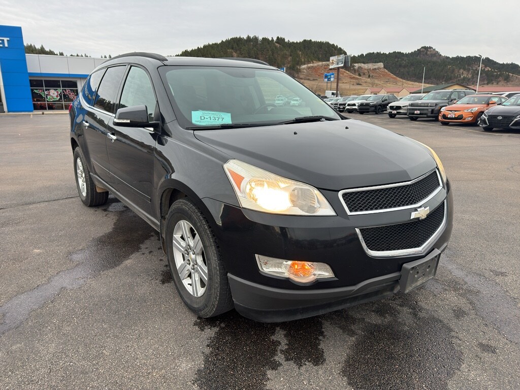 Used 2011 Chevrolet Traverse LT w/2LT SUV