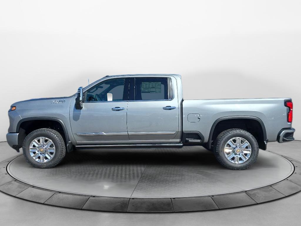 2025 Chevrolet Silverado 2500HD High Country photo 2