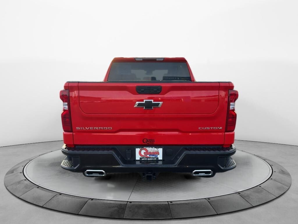 New 2026 Chevrolet Silverado Custom Trail Boss Crew Cab