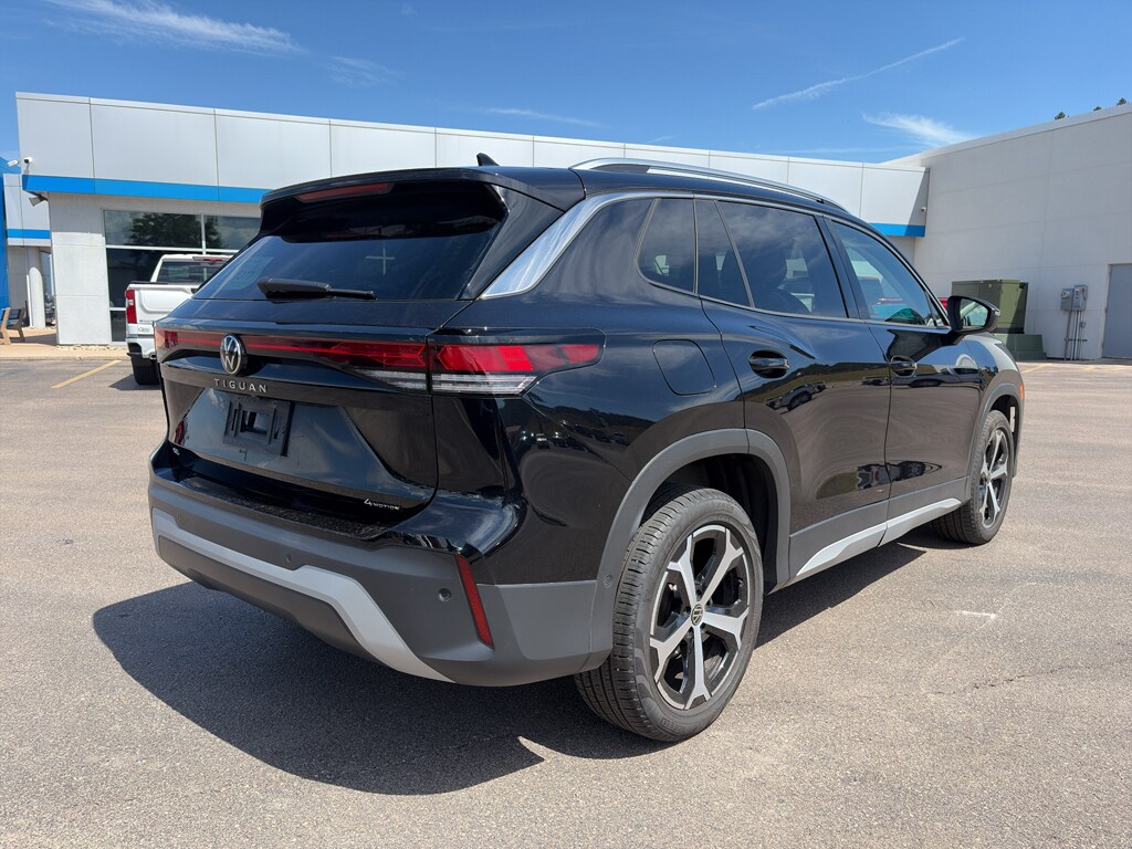 Certified 2026 Volkswagen Tiguan SE Sport Utility