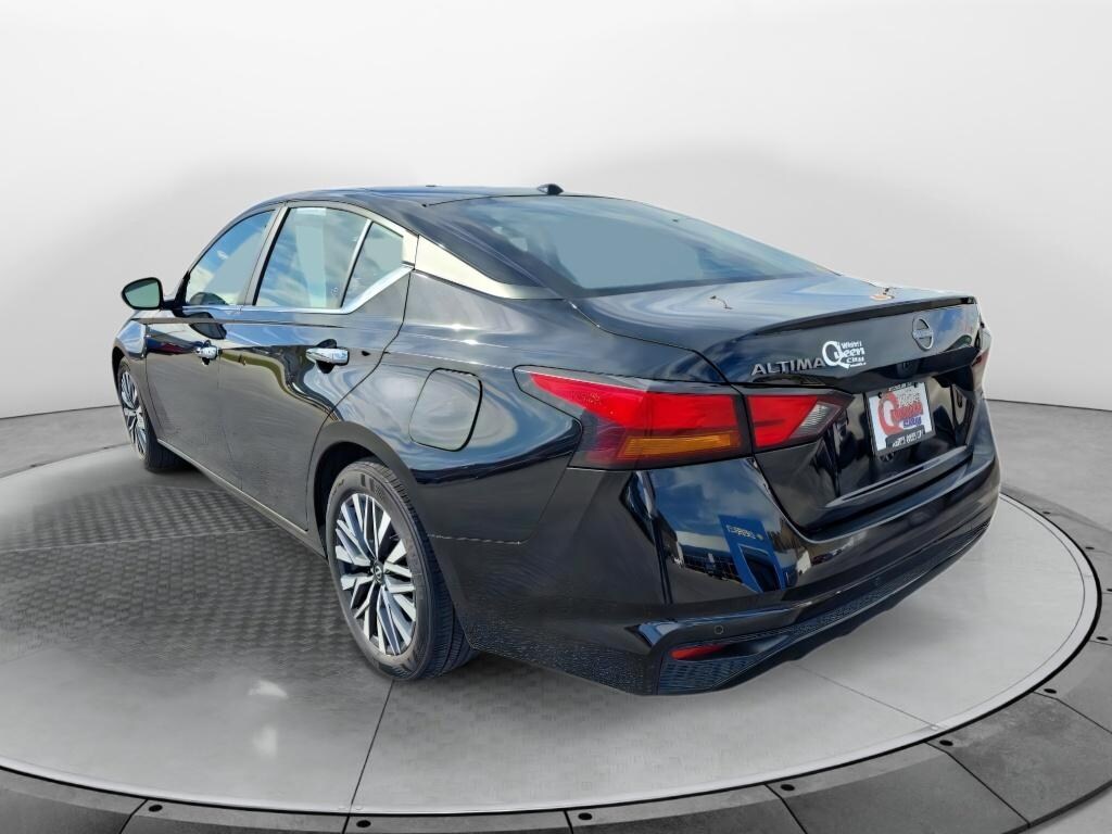 Certified 2024 Nissan Altima 2.5 SV Sedan