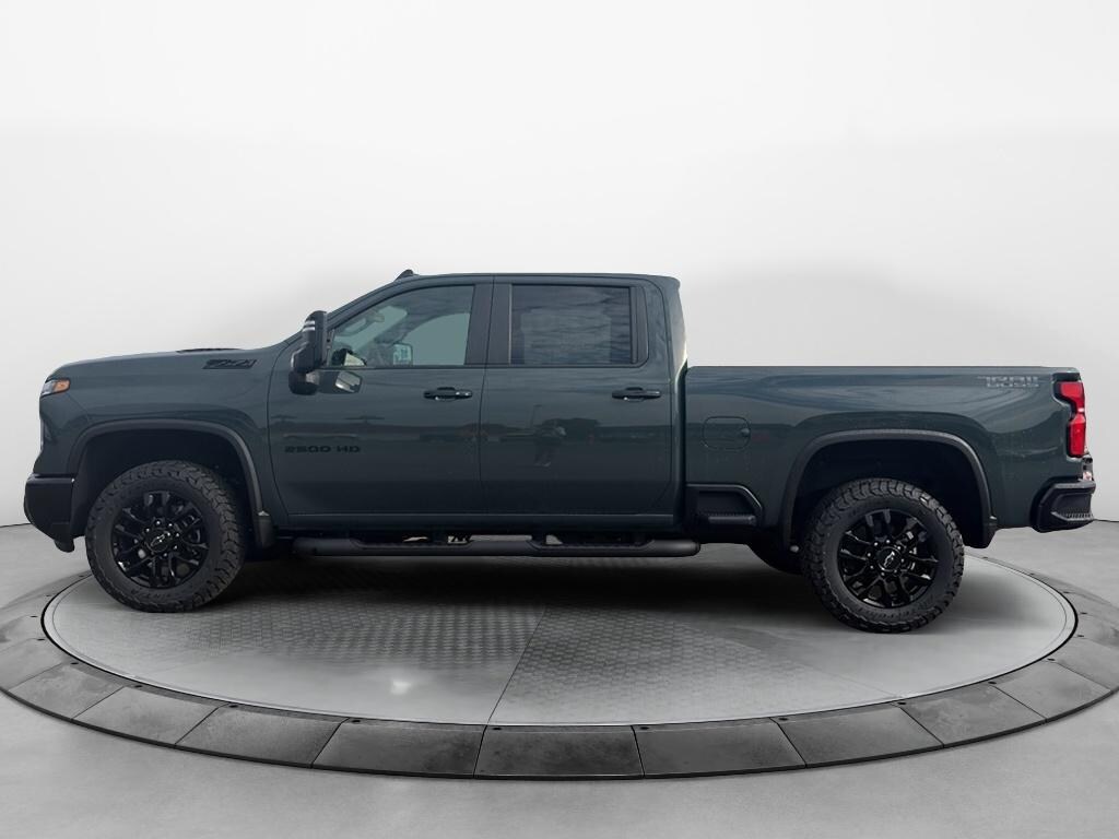 New 2026 Chevrolet Silverado LT Crew Cab