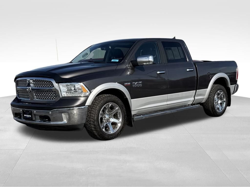 Used 2018 RAM Ram 1500 Pickup Laramie with VIN 1C6RR7VT5JS114162 for sale in Saint Charles, Minnesota
