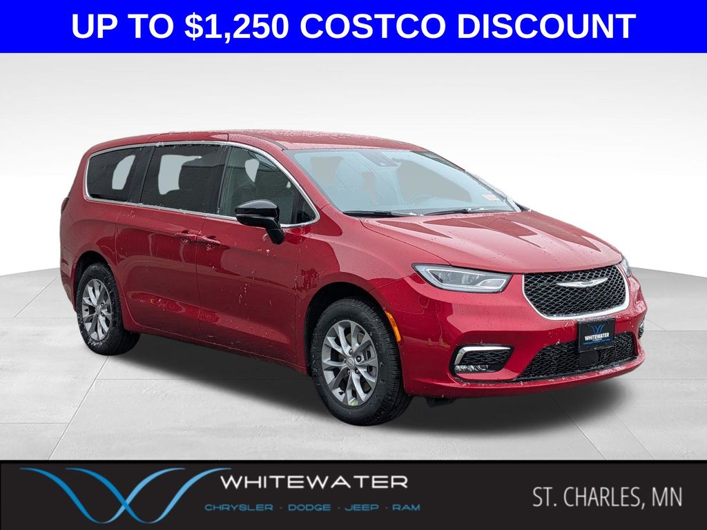 2026 Chrysler Pacifica Select AWD's photo