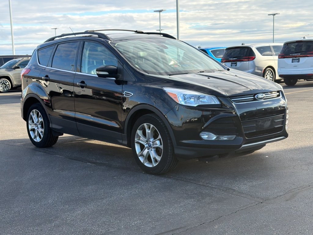 Used 2013 Ford Escape SEL with VIN 1FMCU9HXXDUA32617 for sale in Saint Charles, Minnesota