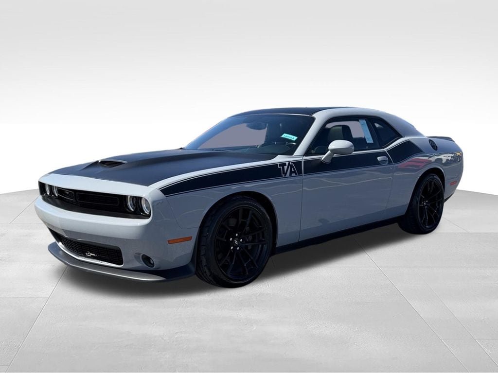 Used 2022 Dodge Challenger R/T with VIN 2C3CDZBT8NH185760 for sale in Saint Charles, Minnesota