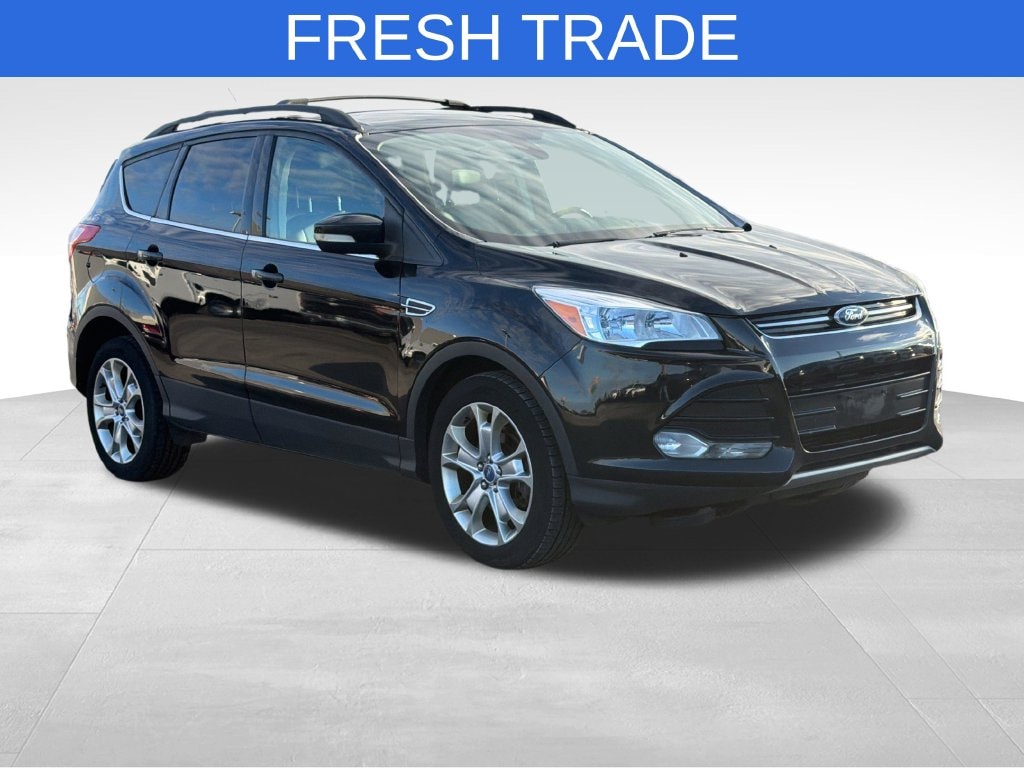 Used 2013 Ford Escape SEL with VIN 1FMCU9HXXDUA32617 for sale in Saint Charles, Minnesota