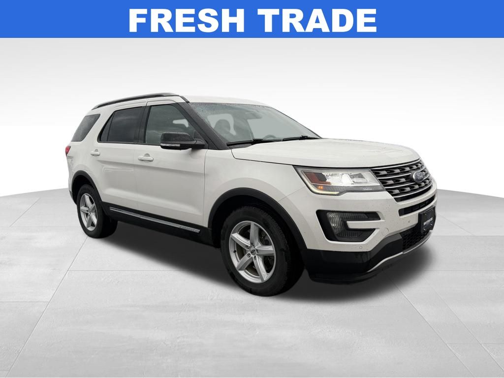 2016 Ford Explorer XLT 4WD's photo