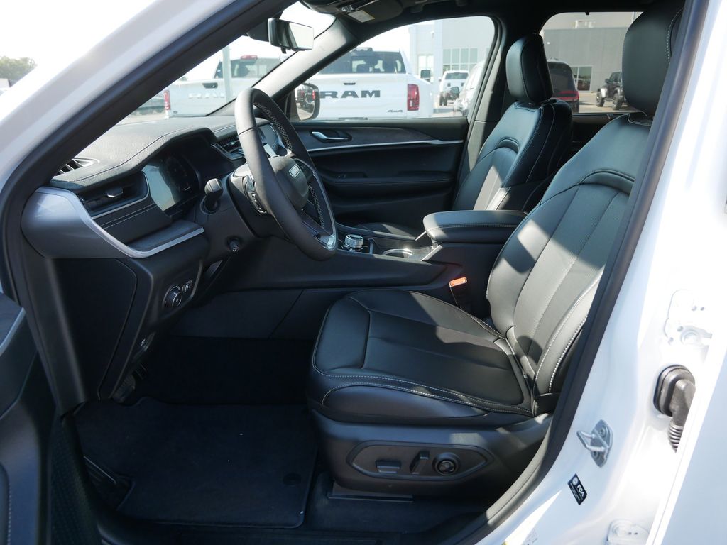 2025 Jeep Grand Cherokee Limited - Photo 6