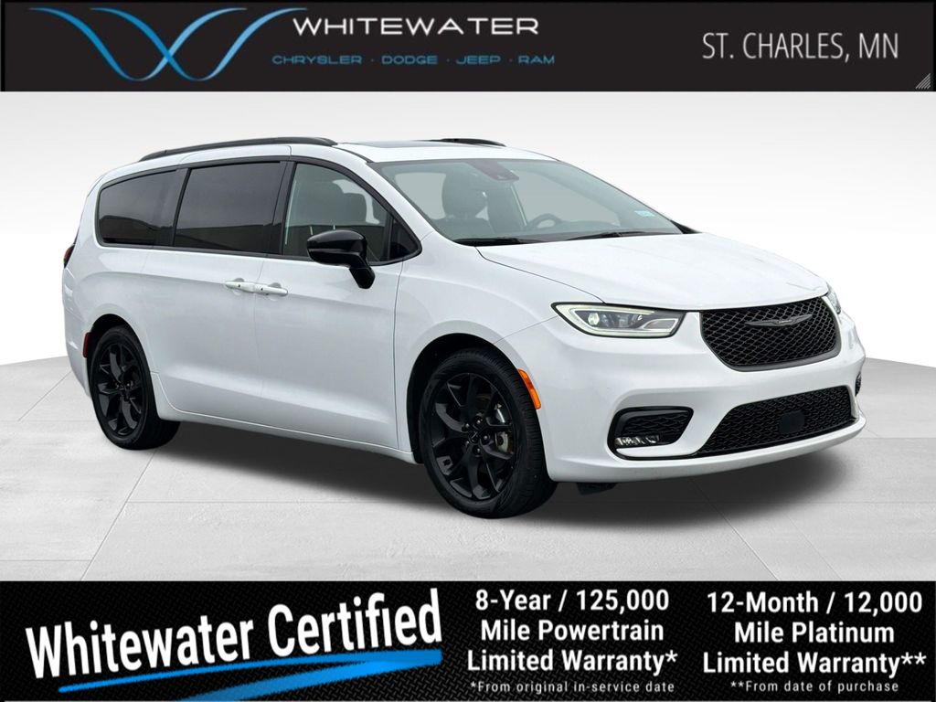 Used 2025 Chrysler Pacifica Limited with VIN 2C4RC1GG9SR513036 for sale in Saint Charles, Minnesota