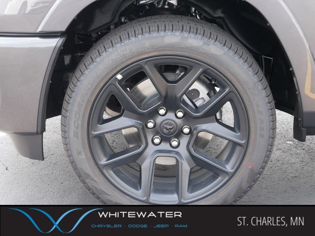 New 2026 Ram 1500 LARAMIE CREW CAB 4X4 5'7 BOX Pickup