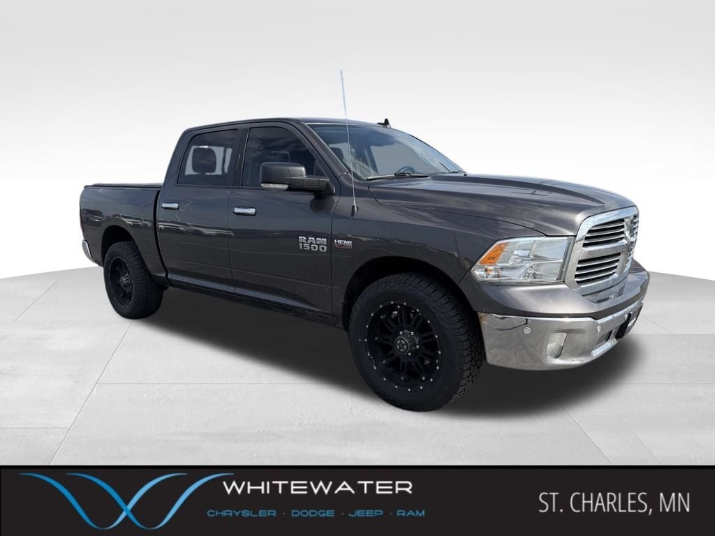 2017 RAM 1500 Big Horn 4x4 Crew Cab 5'7's photo