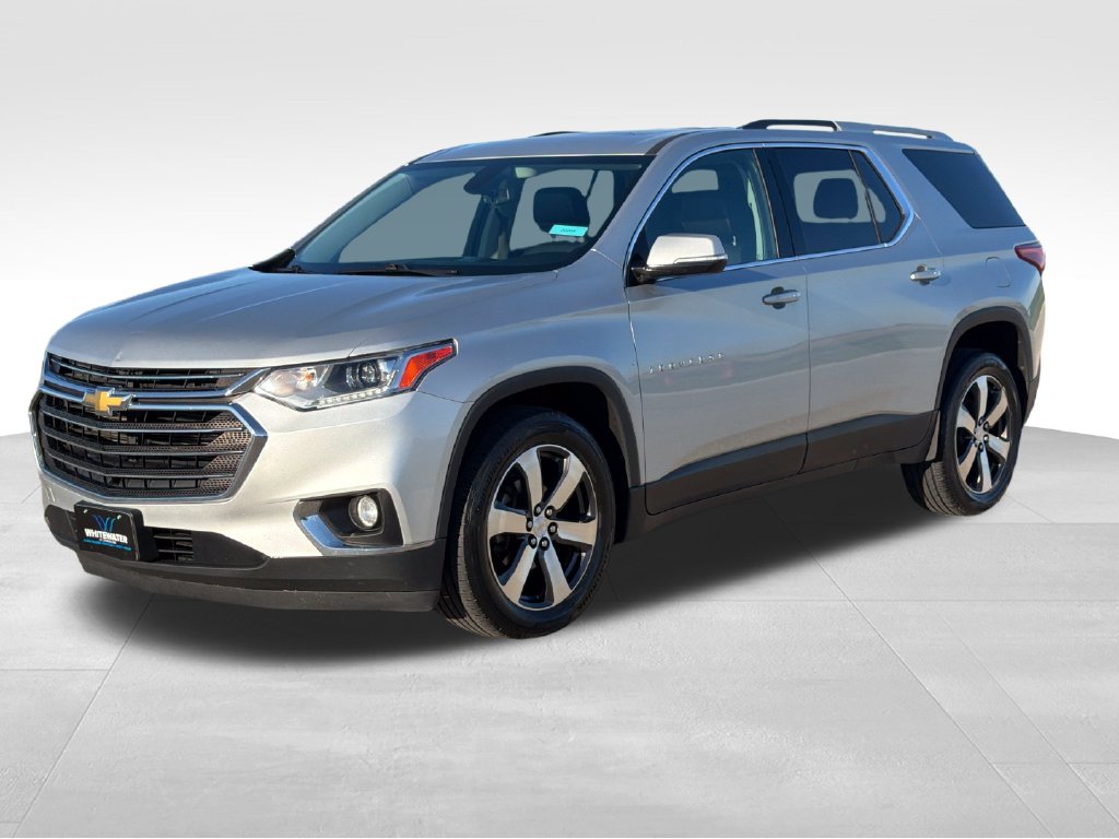 Used 2018 Chevrolet Traverse 3LT with VIN 1GNEVHKW2JJ282734 for sale in Saint Charles, Minnesota