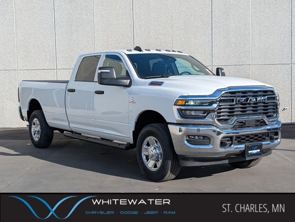 New 2026 Ram 3500 TRADESMAN CREW CAB 4X4 8' BOX Pickup