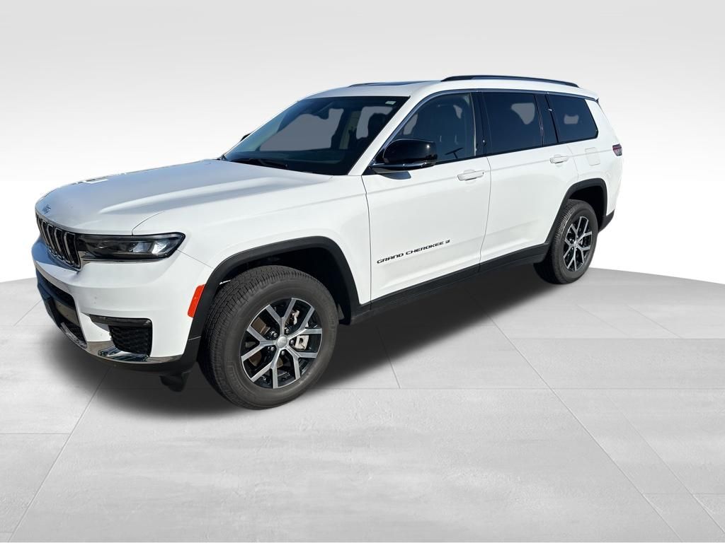 Used 2023 Jeep Grand Cherokee L Limited with VIN 1C4RJKBG8P8802852 for sale in Saint Charles, Minnesota