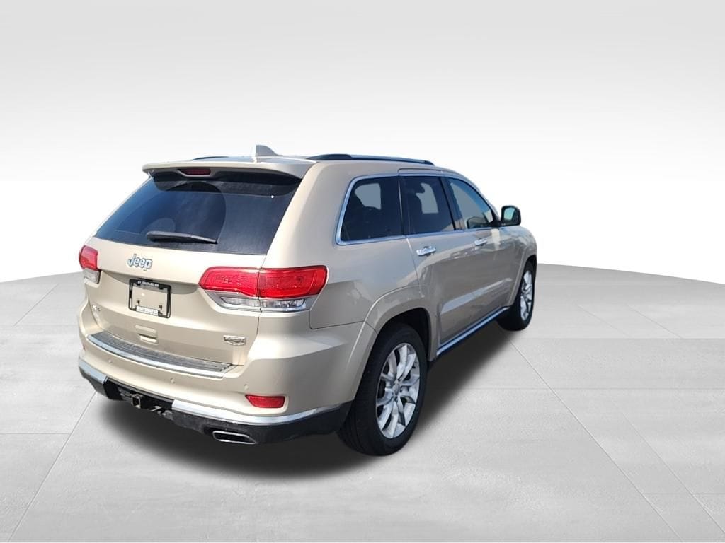 Used 2015 Jeep Grand Cherokee Summit with VIN 1C4RJFJG7FC878440 for sale in Saint Charles, Minnesota