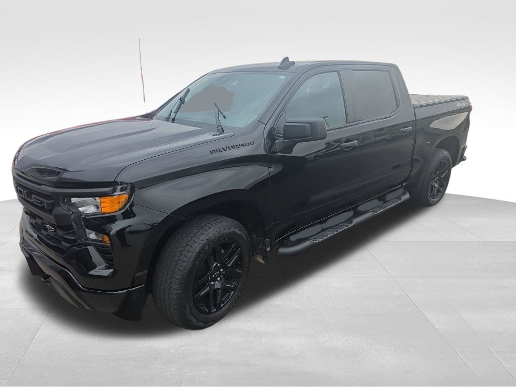 Used 2024 Chevrolet Silverado 1500 Custom with VIN 3GCPDBEK0RG148215 for sale in Saint Charles, Minnesota