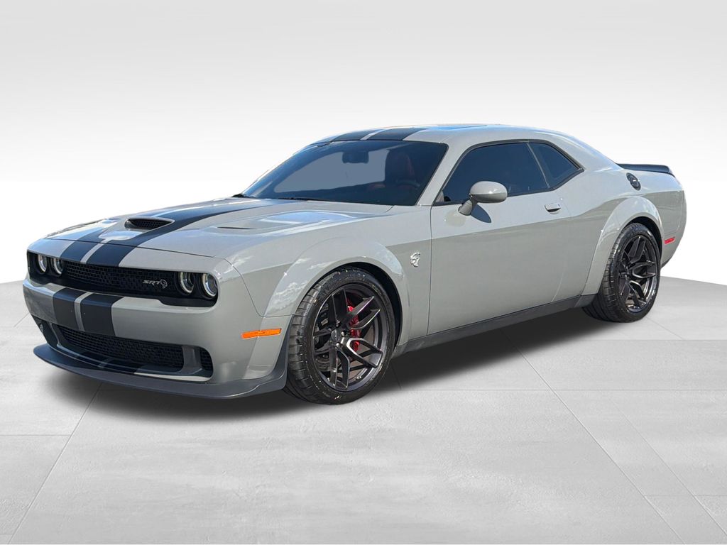 Used 2018 Dodge Challenger SRT with VIN 2C3CDZC94JH127691 for sale in Saint Charles, Minnesota