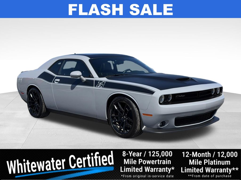 2022 Dodge Challenger R/T's photo