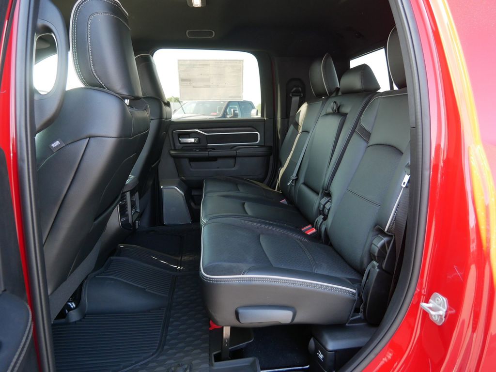 2026 RAM 2500 Laramie - Photo 9