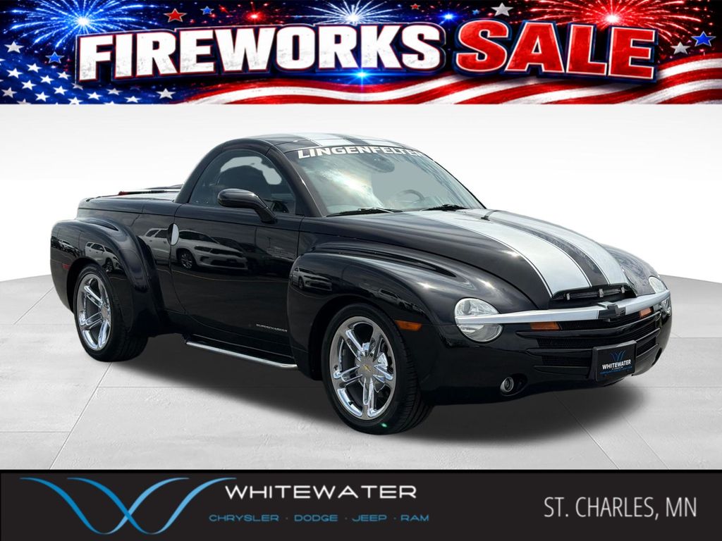 2005 Chevrolet SSR -'s photo