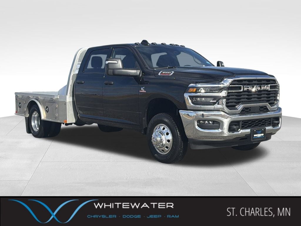 2026 Ram 3500 Cab/Chassis 