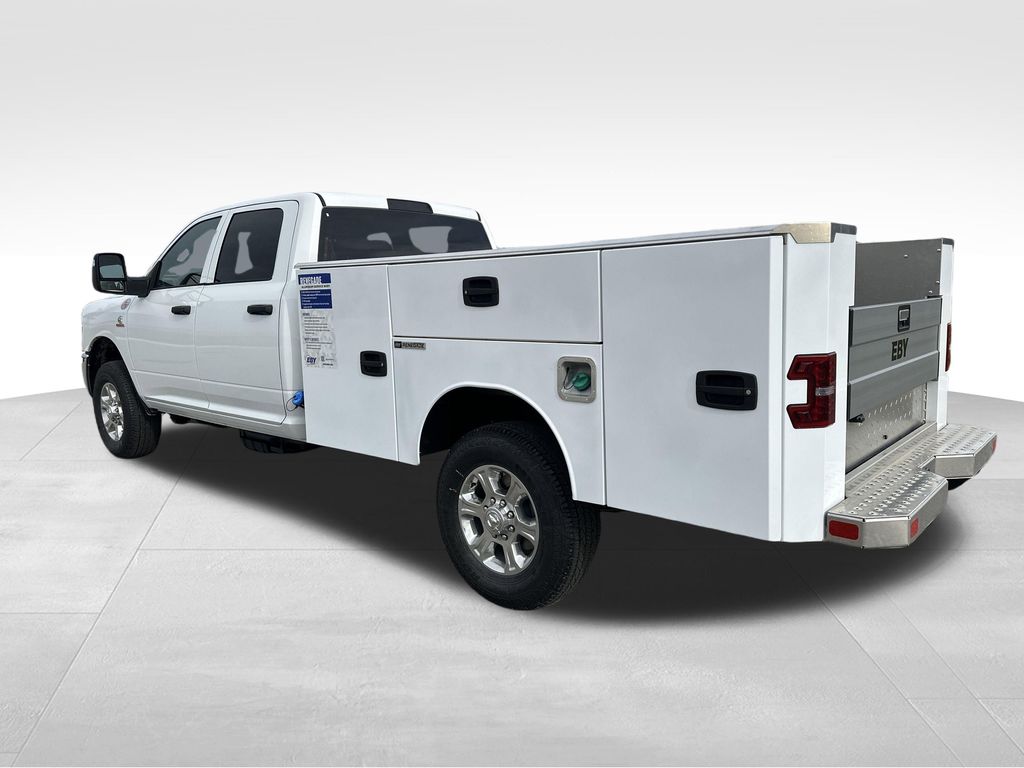 2026 RAM 3500 Chassis Tradesman - Photo 12