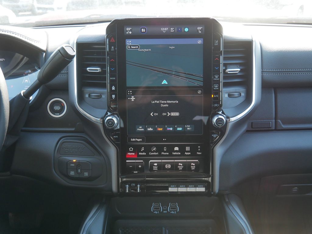 2026 RAM 2500 Laramie - Photo 11