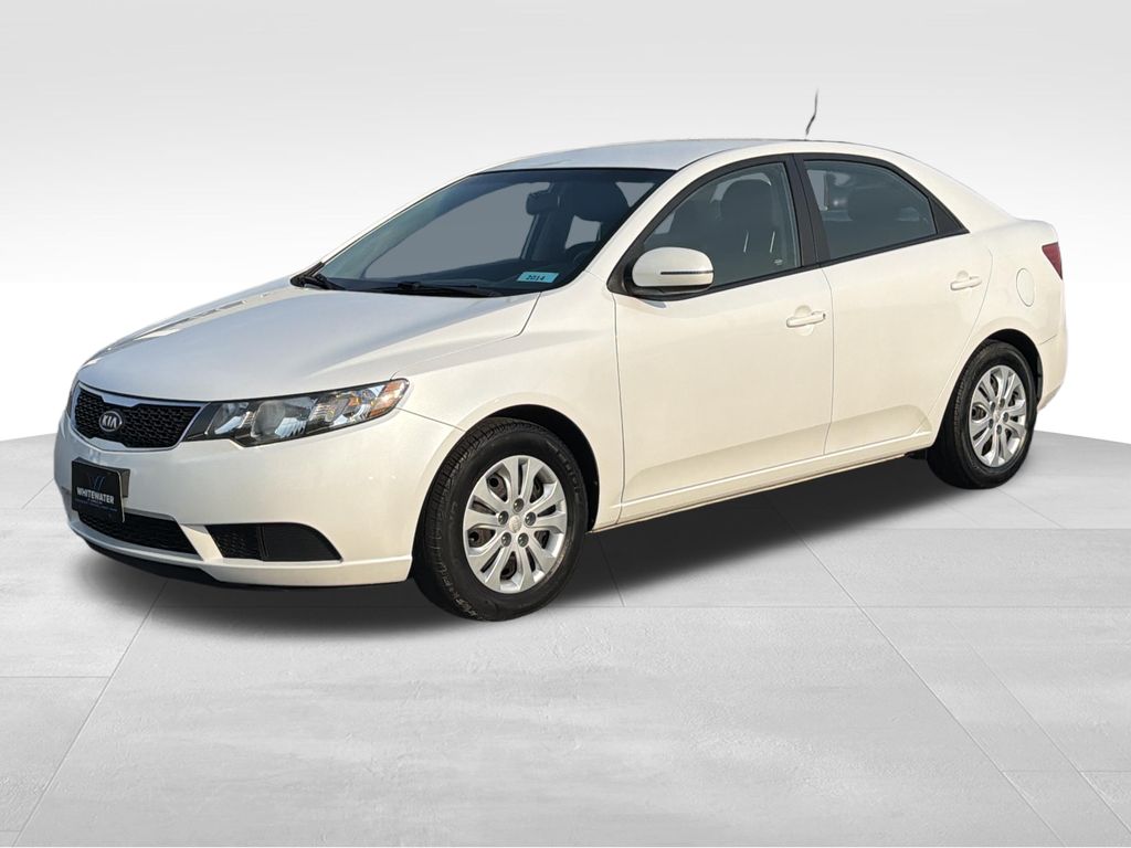 Used 2013 Kia Forte EX with VIN KNAFU4A28D5656166 for sale in Saint Charles, Minnesota