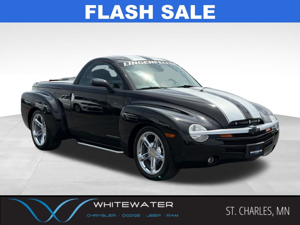 2005 Chevrolet SSR -'s photo