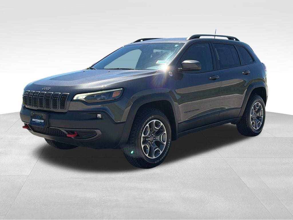 Used 2020 Jeep Cherokee Trailhawk with VIN 1C4PJMBX6LD579215 for sale in Saint Charles, Minnesota