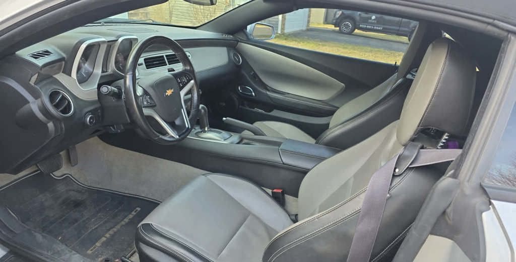 Used 2014 Chevrolet Camaro 2LT with VIN 2G1FC3D31E9299687 for sale in Saint Charles, Minnesota