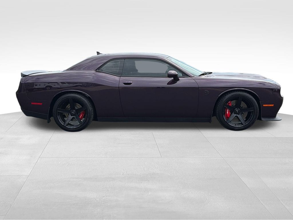 2022 Dodge Challenger SRT - Photo 19
