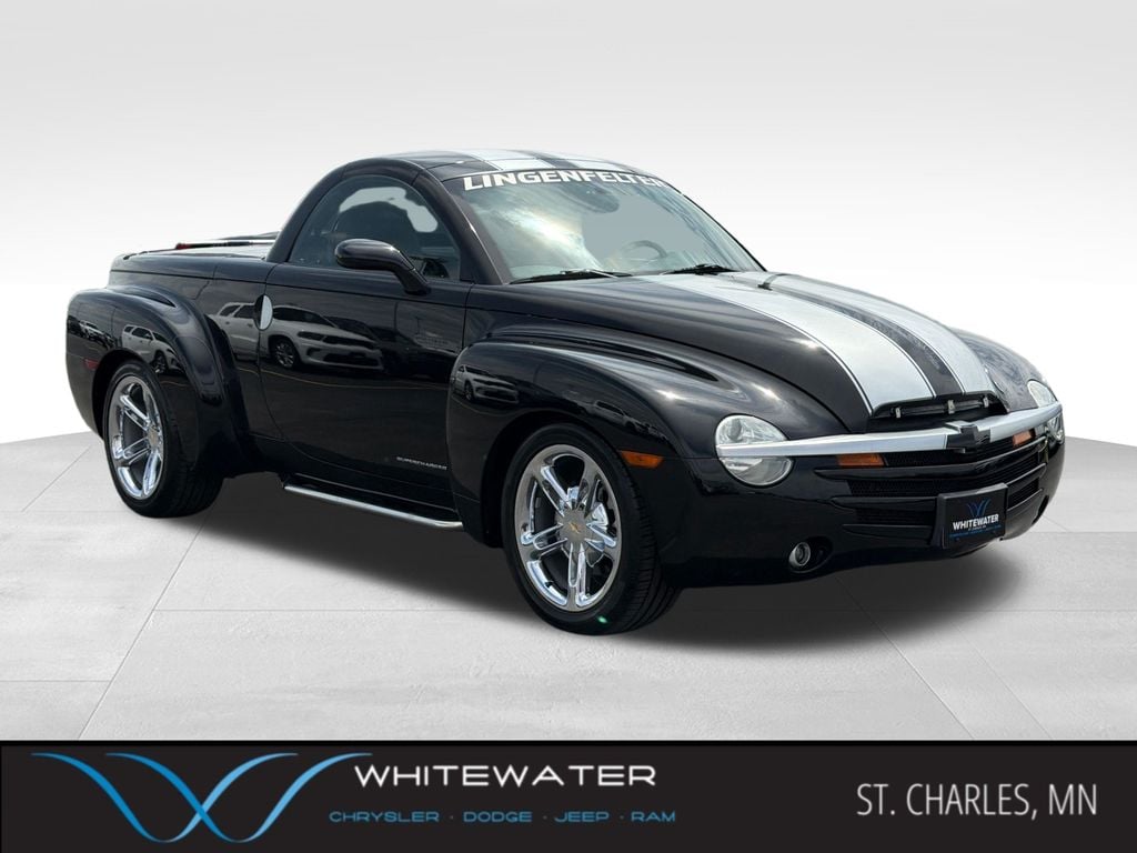 2005 Chevrolet SSR -'s photo