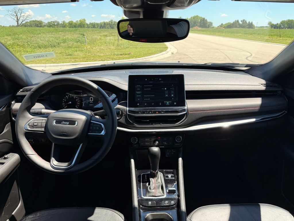 2025 Jeep Compass Trailhawk - Photo 6