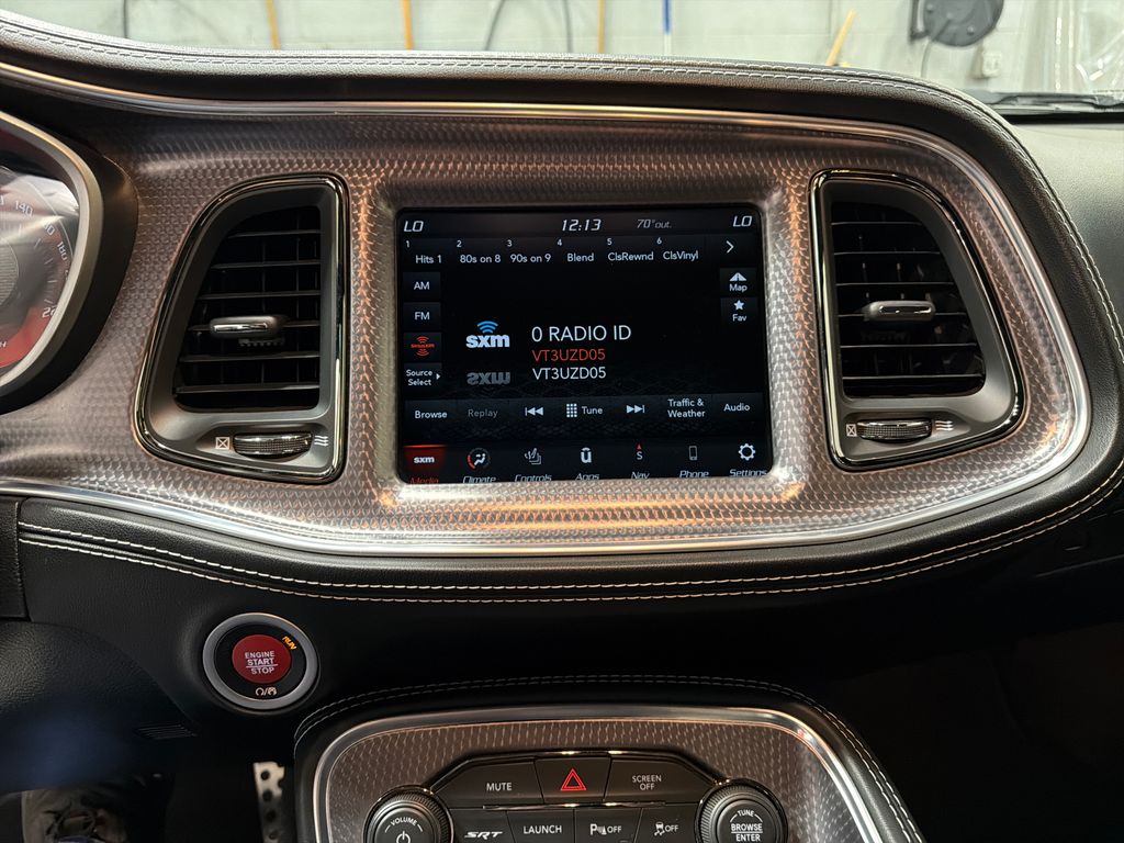 2022 Dodge Challenger SRT - Photo 6
