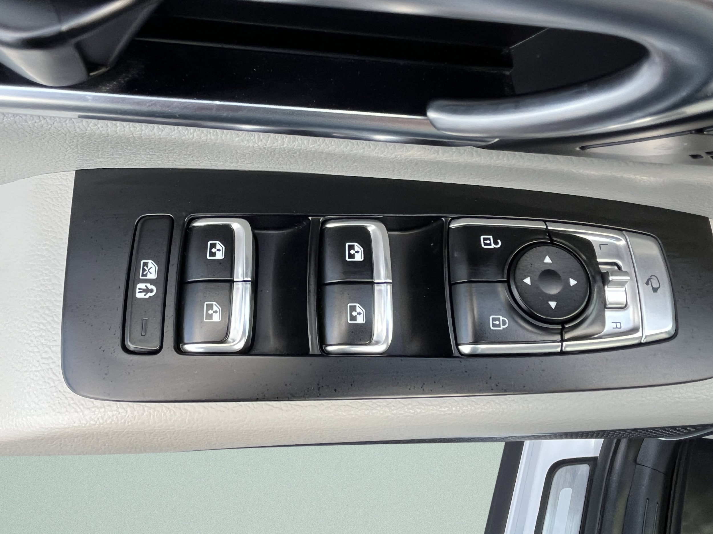 2023 Kia Telluride SX Prestige - Photo 26