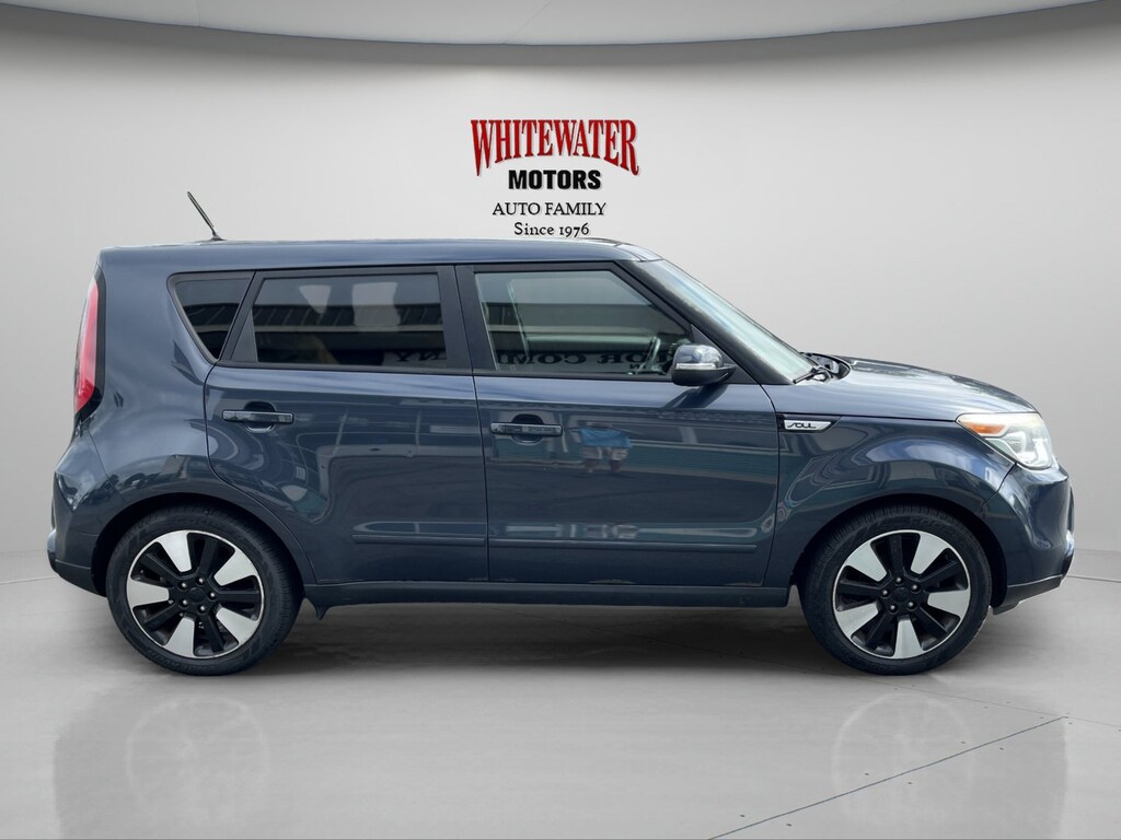 Used 2015 Kia Soul ! Hatchback