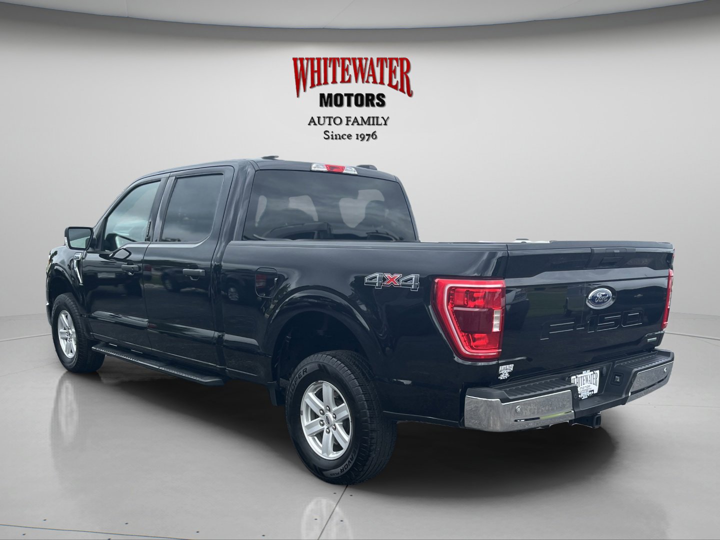 2021 Ford F-150 XLT photo 2