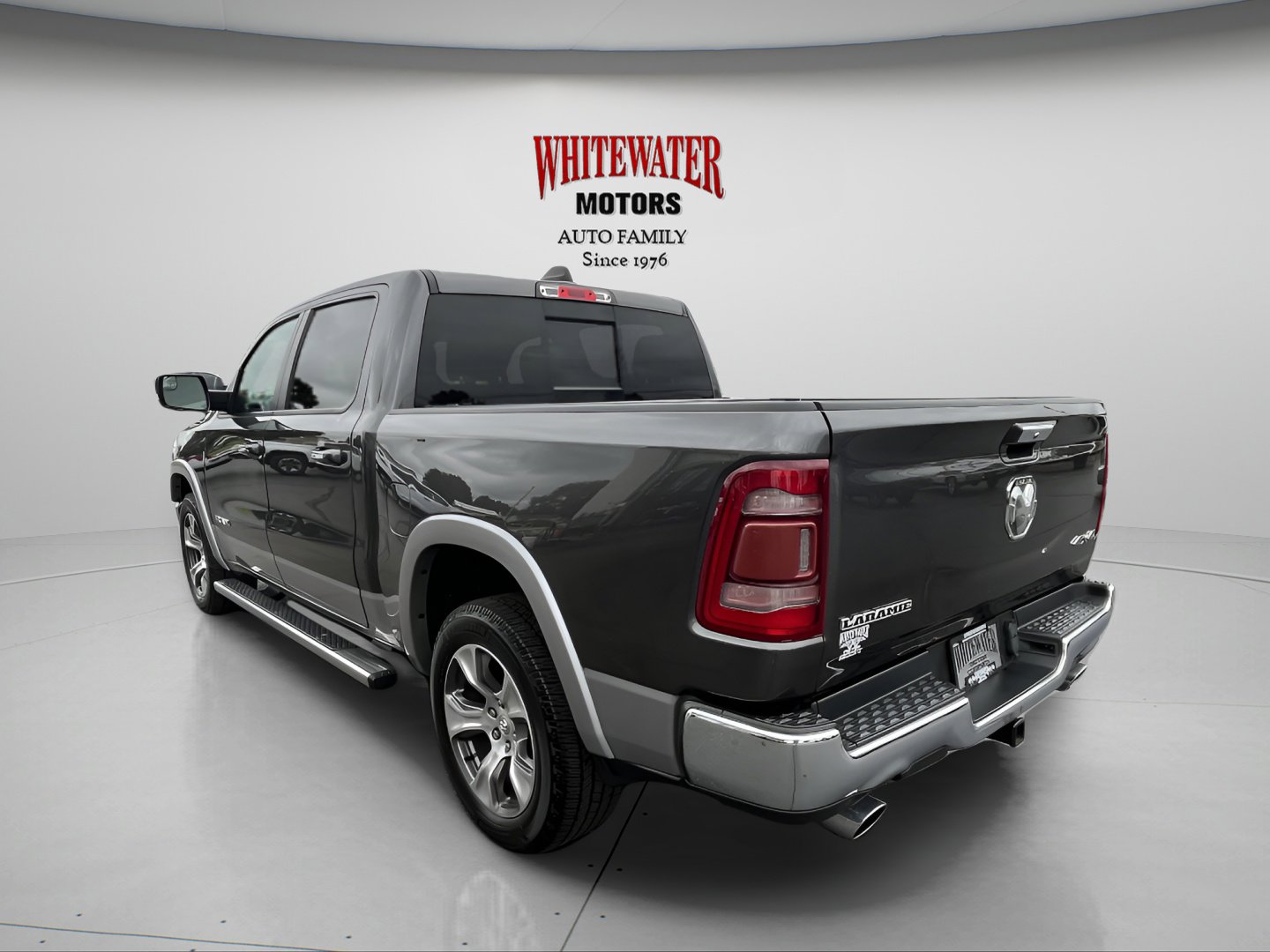 2019 Ram 1500 Laramie photo 2