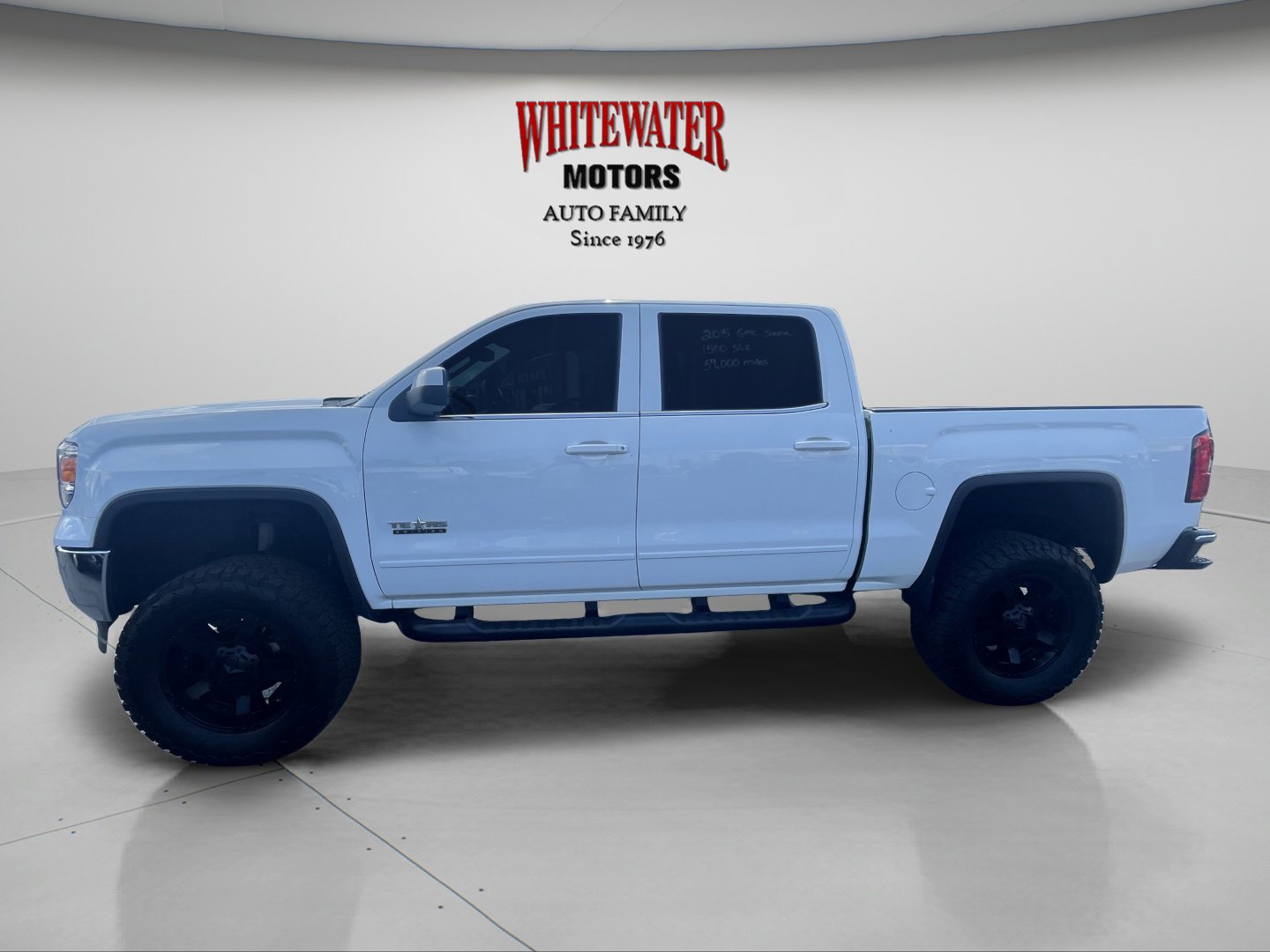2015 Gmc Sierra 1500 SLE photo 2