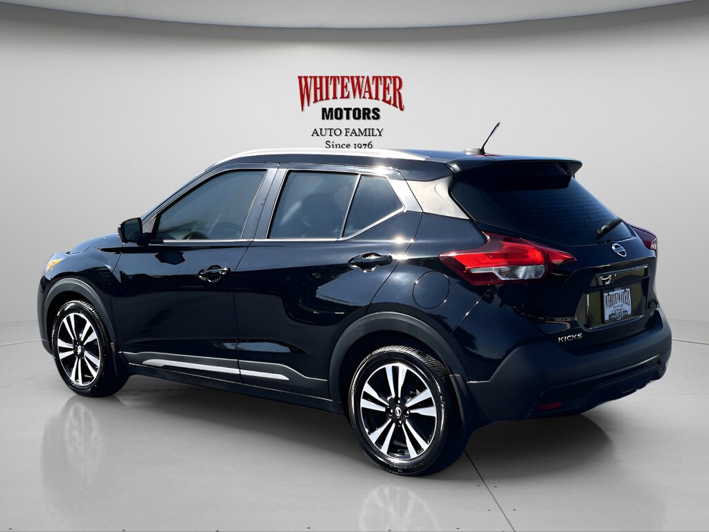 Used 2018 Nissan Kicks SR SR FWD