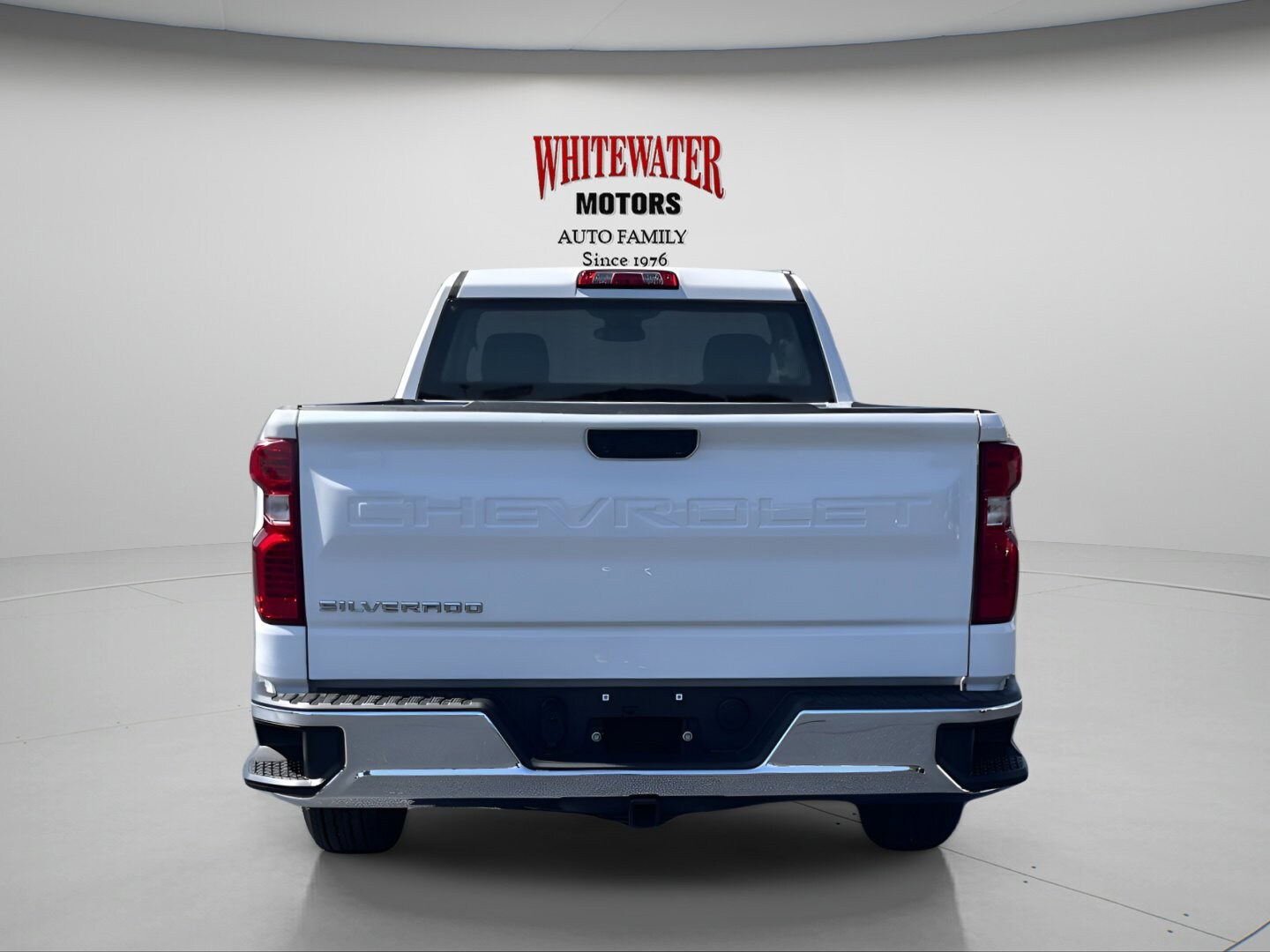 2024 Chevrolet Silverado 1500 Work Truck photo 3