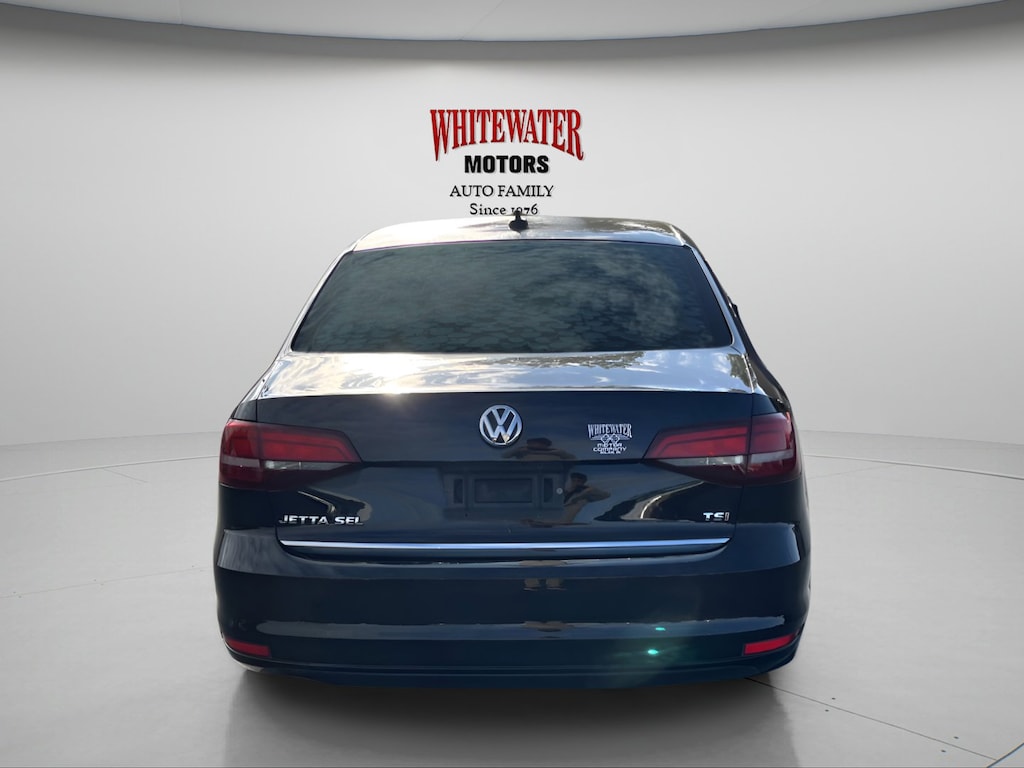 Used 2017 Volkswagen Jetta 1.8T SEL 4dr Car