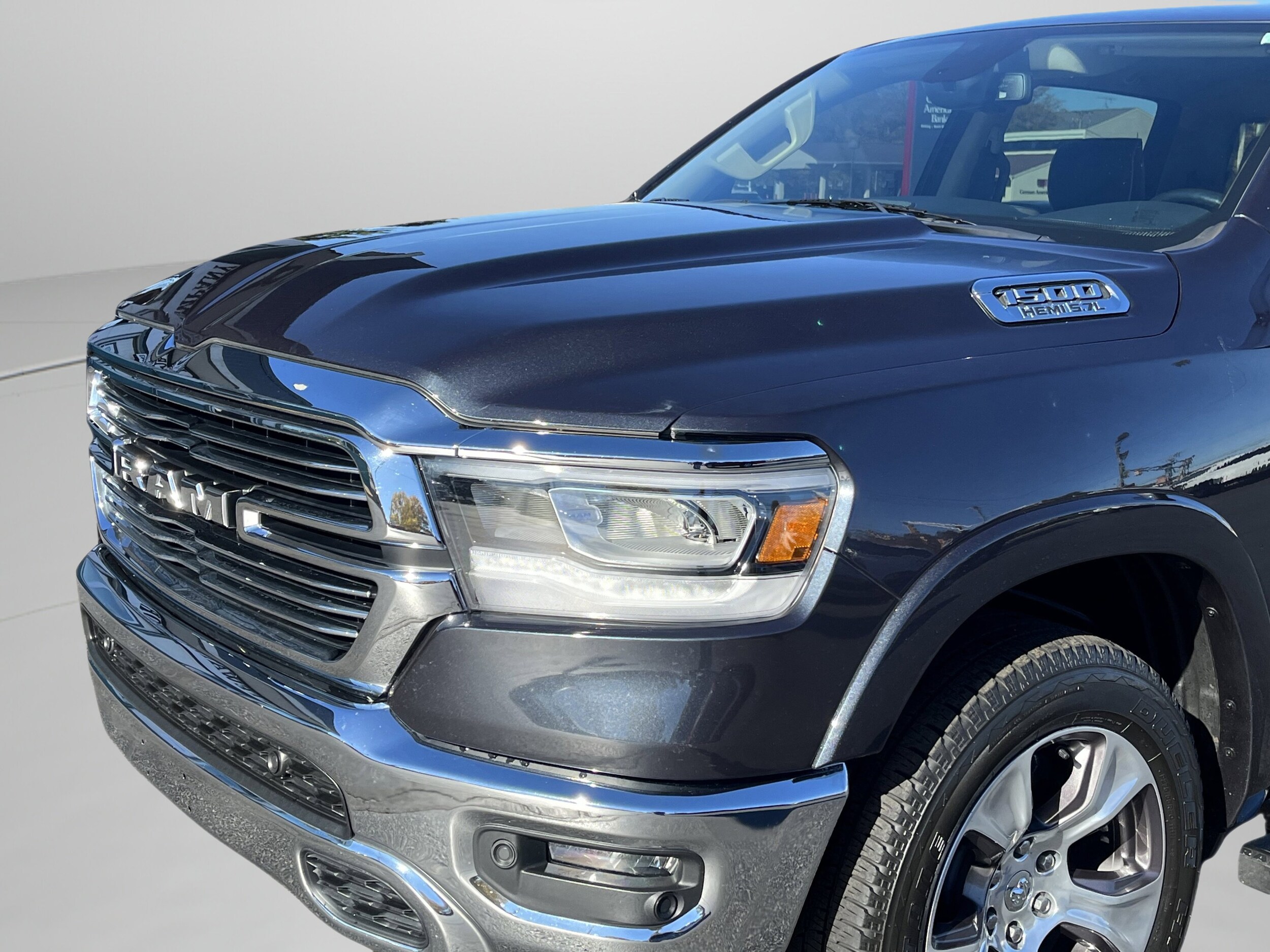 2019 Ram 1500 Laramie photo 2