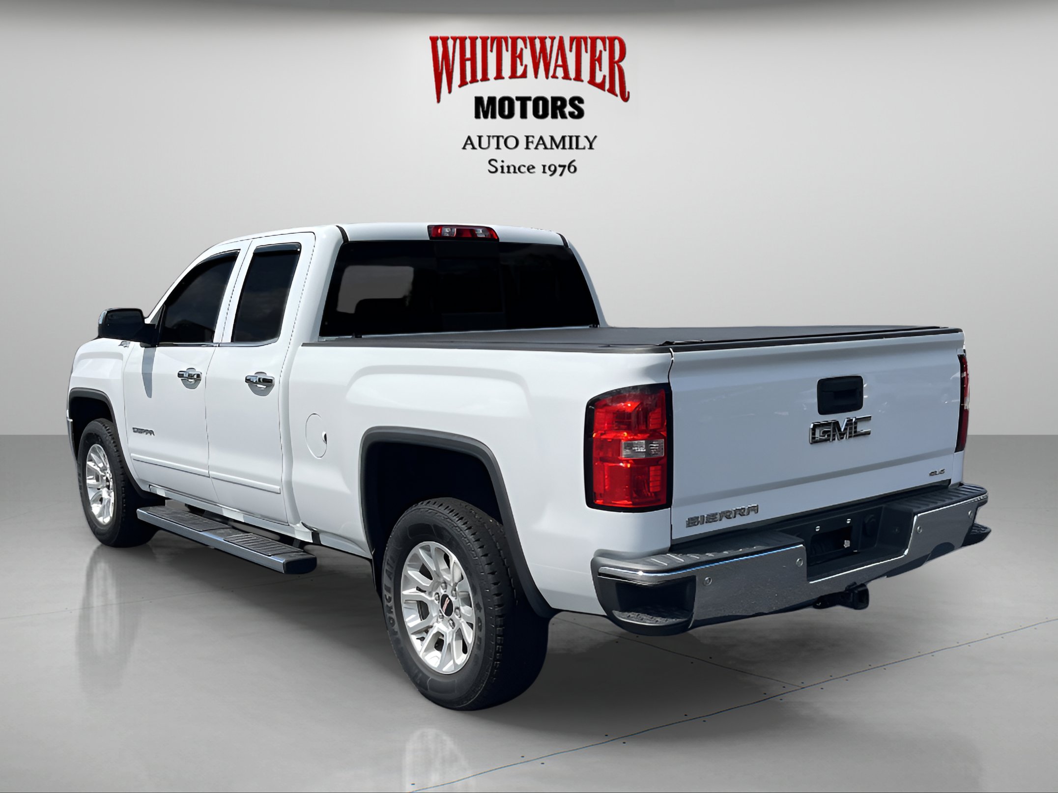 2017 Gmc Sierra 1500 SLE photo 3