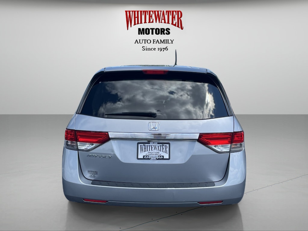 Used 2016 Honda Odyssey LX Van Passenger Van