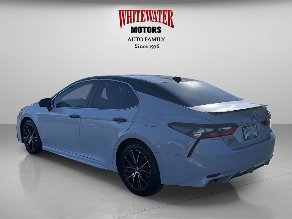 Used 2022 Toyota Camry SE Sedan