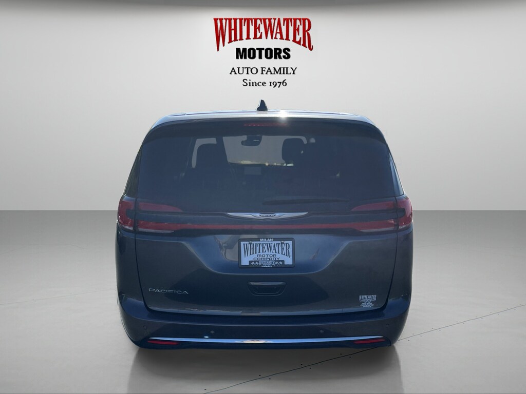 Used 2023 Chrysler Pacifica Touring L Van Passenger Van